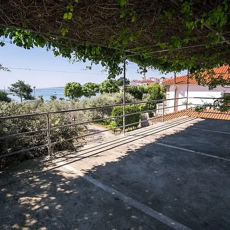 Apartment Iva *